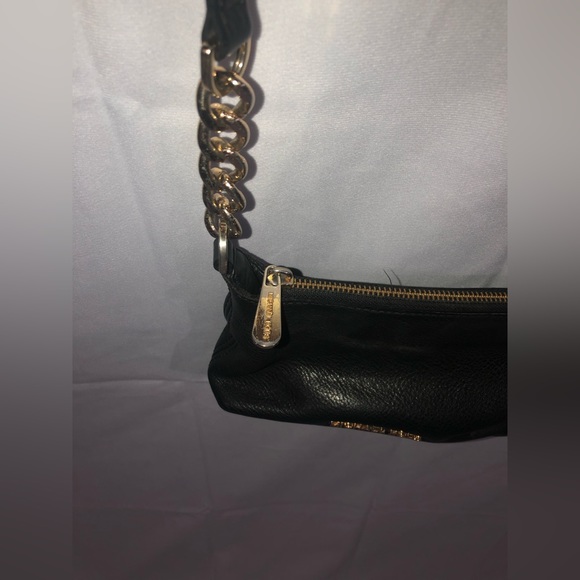 Michael Kors crossbody purse - Picture 3 of 3